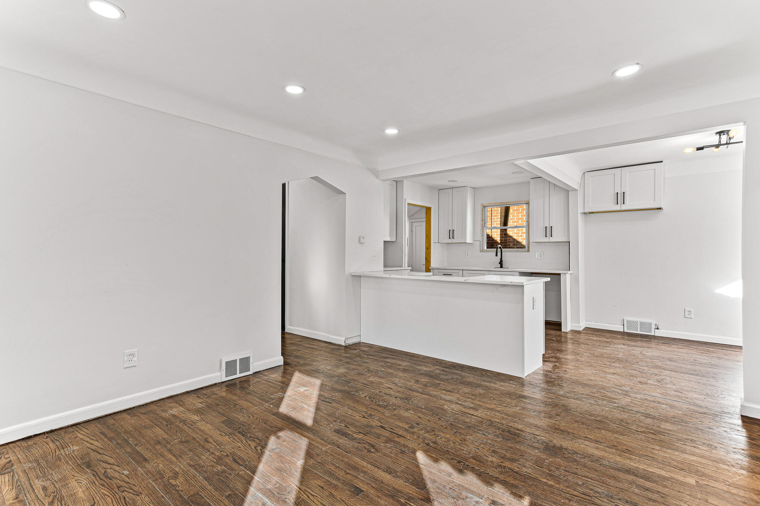 19711 Mansfield Street