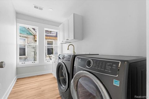 Tiny photo for 7873 Van Dyke Pl, Detroit City, MI 48214 (MLS # 20261010090)