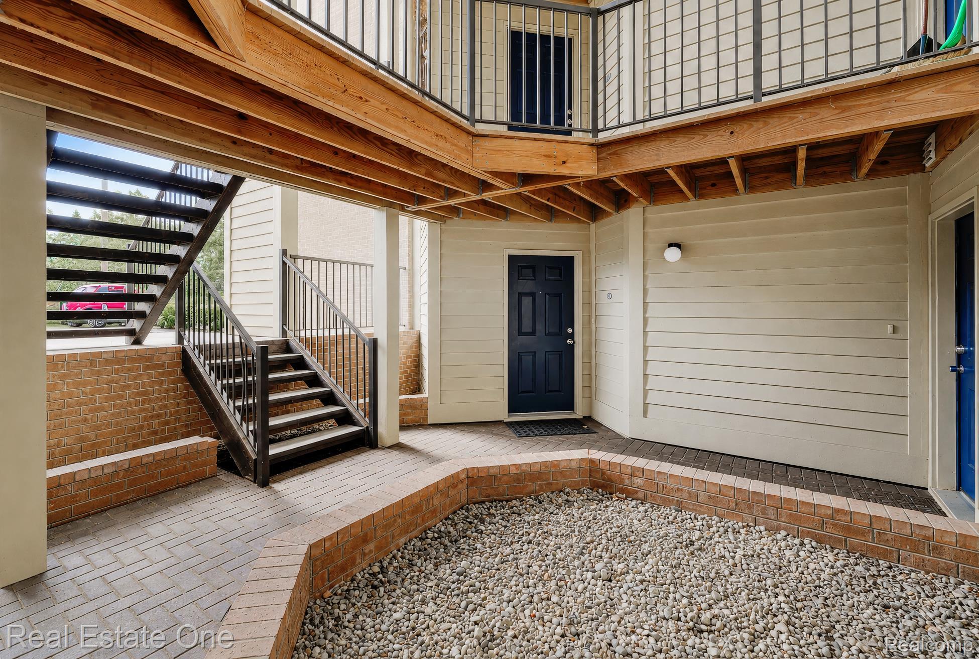 2635 Greenstone Boulevard 501