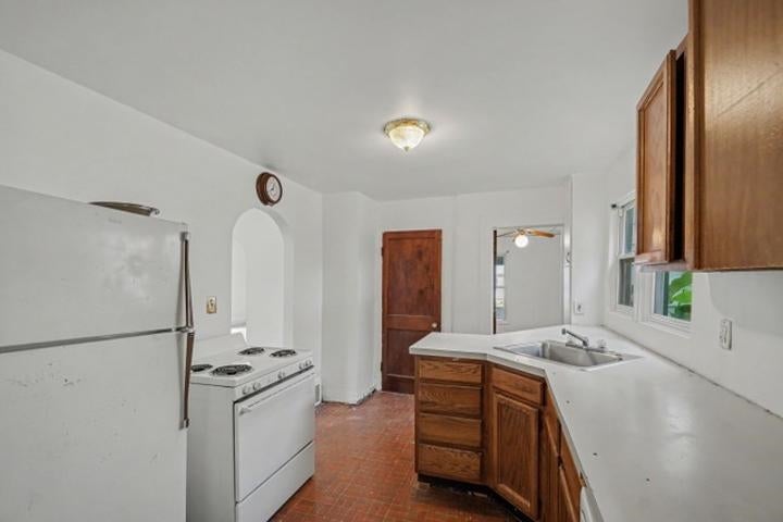 221 W Center Street