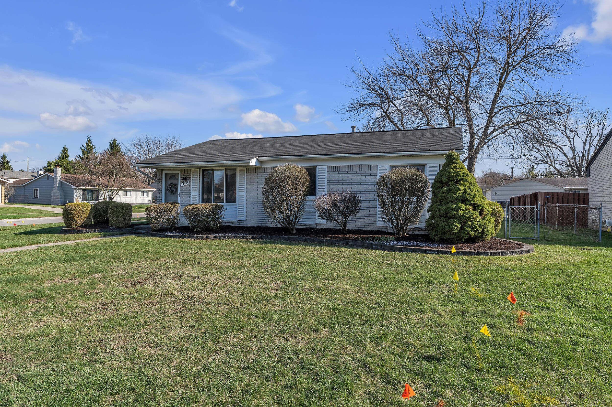 39345 Surrey Heights Court