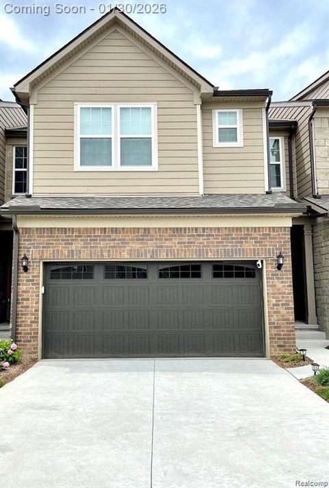 732 ADDISON Circle Commerce Charter Township MI 48390