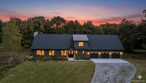 1956 Percy Lane Highland Charter Township MI 48357