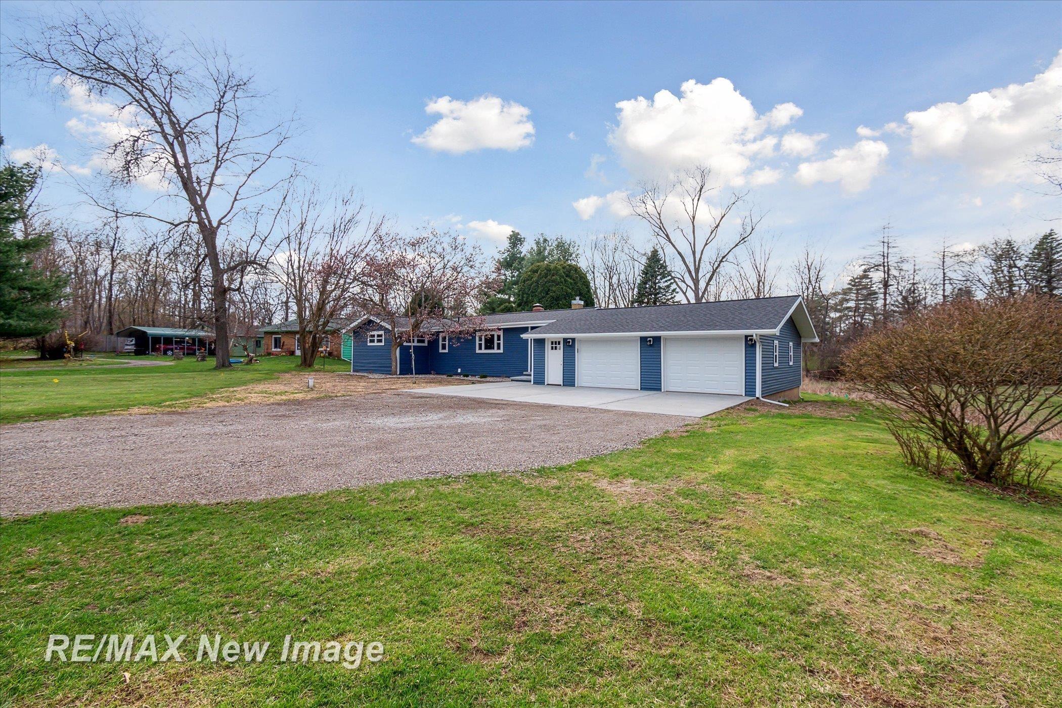 1604 S M52 Street