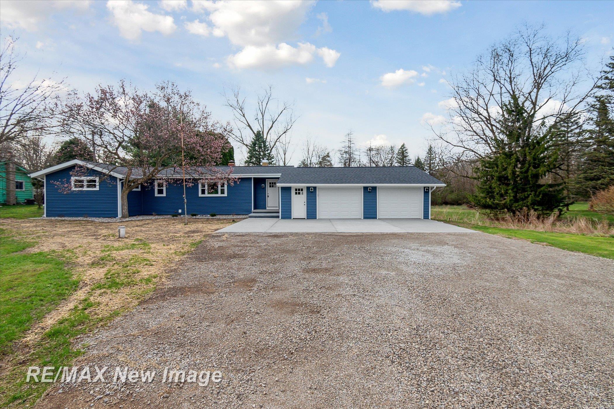 1604 S M52 Street