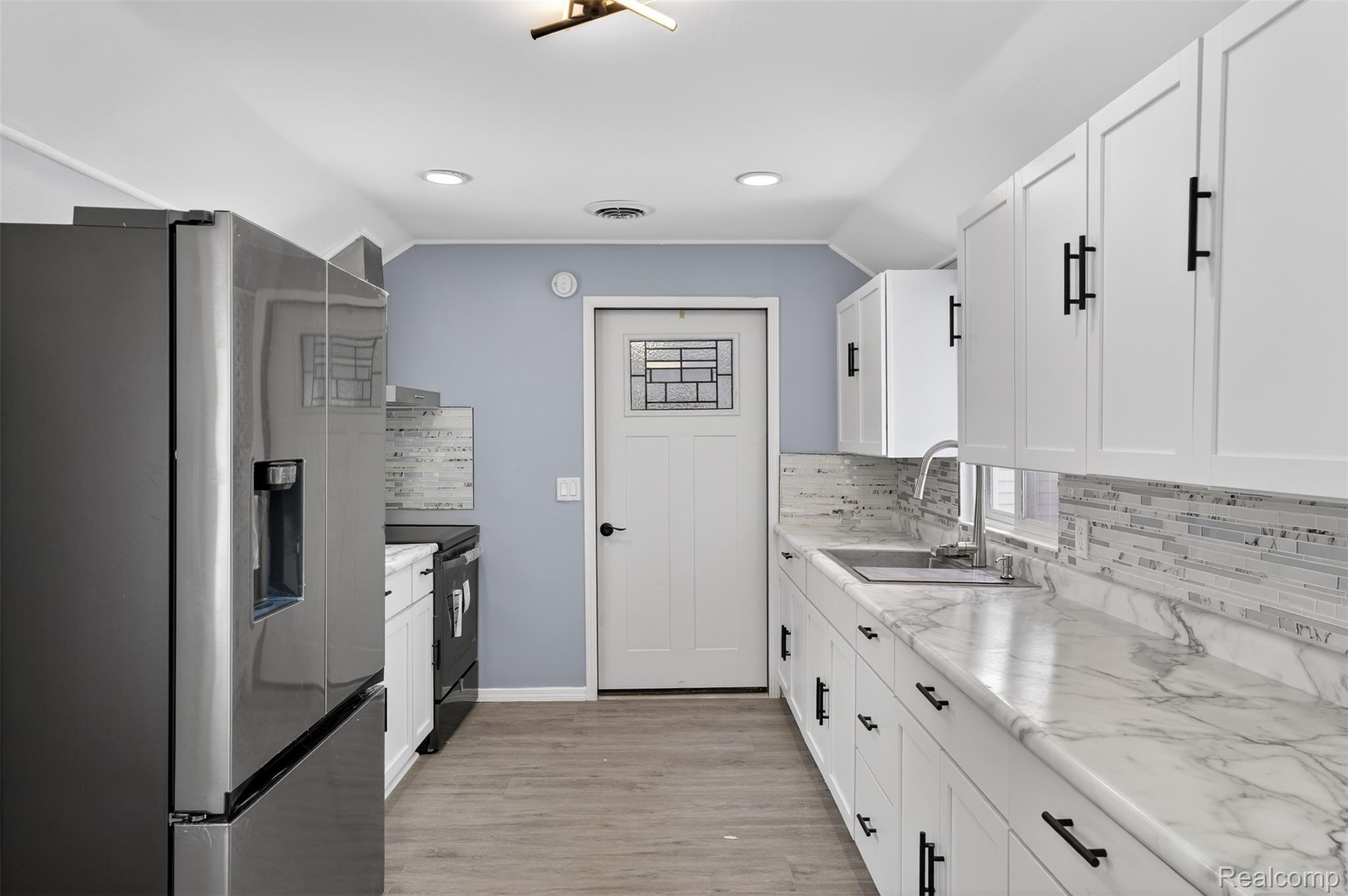 7148 McCliggott Road