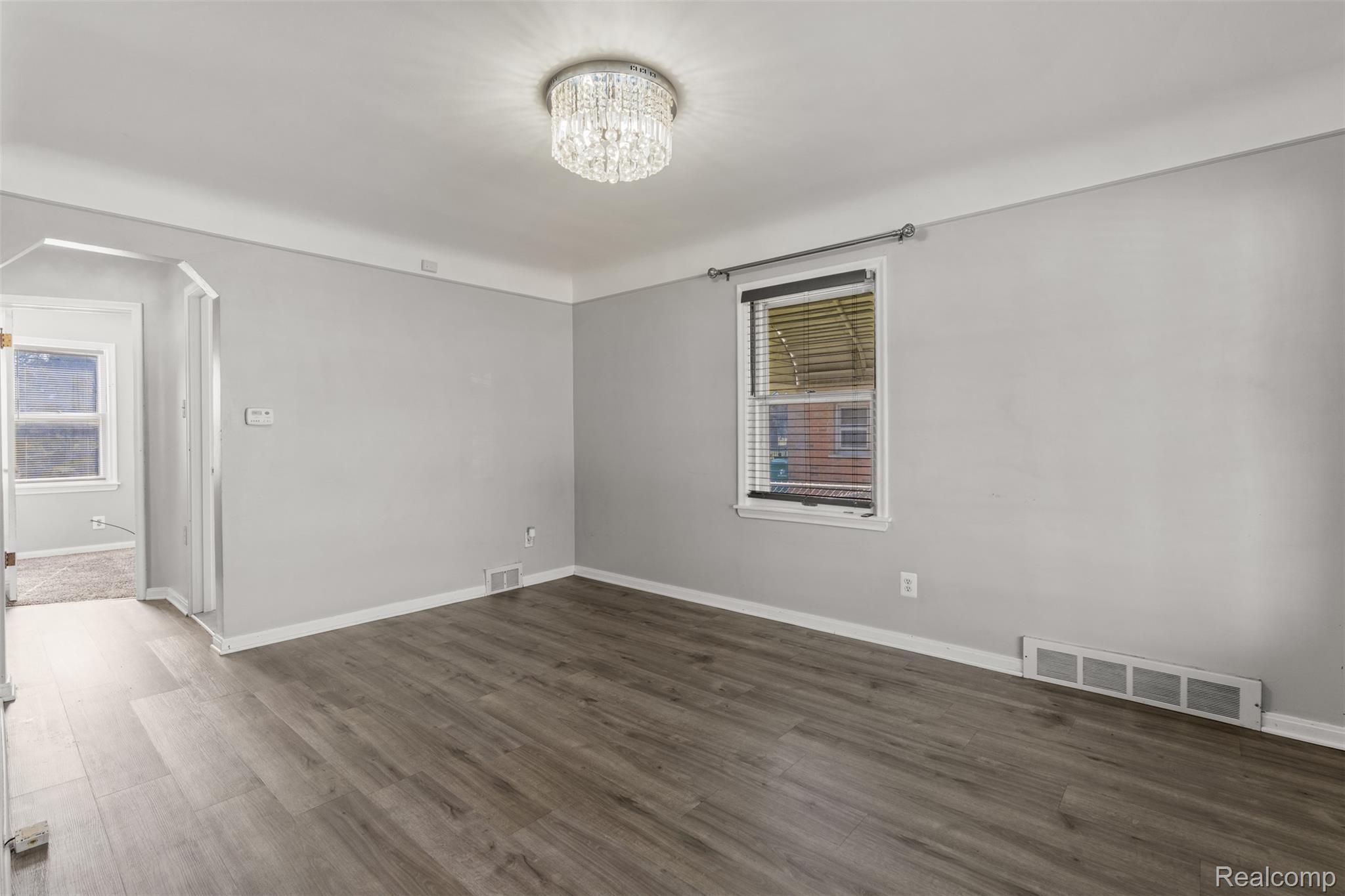 16106 Chesterfield Avenue