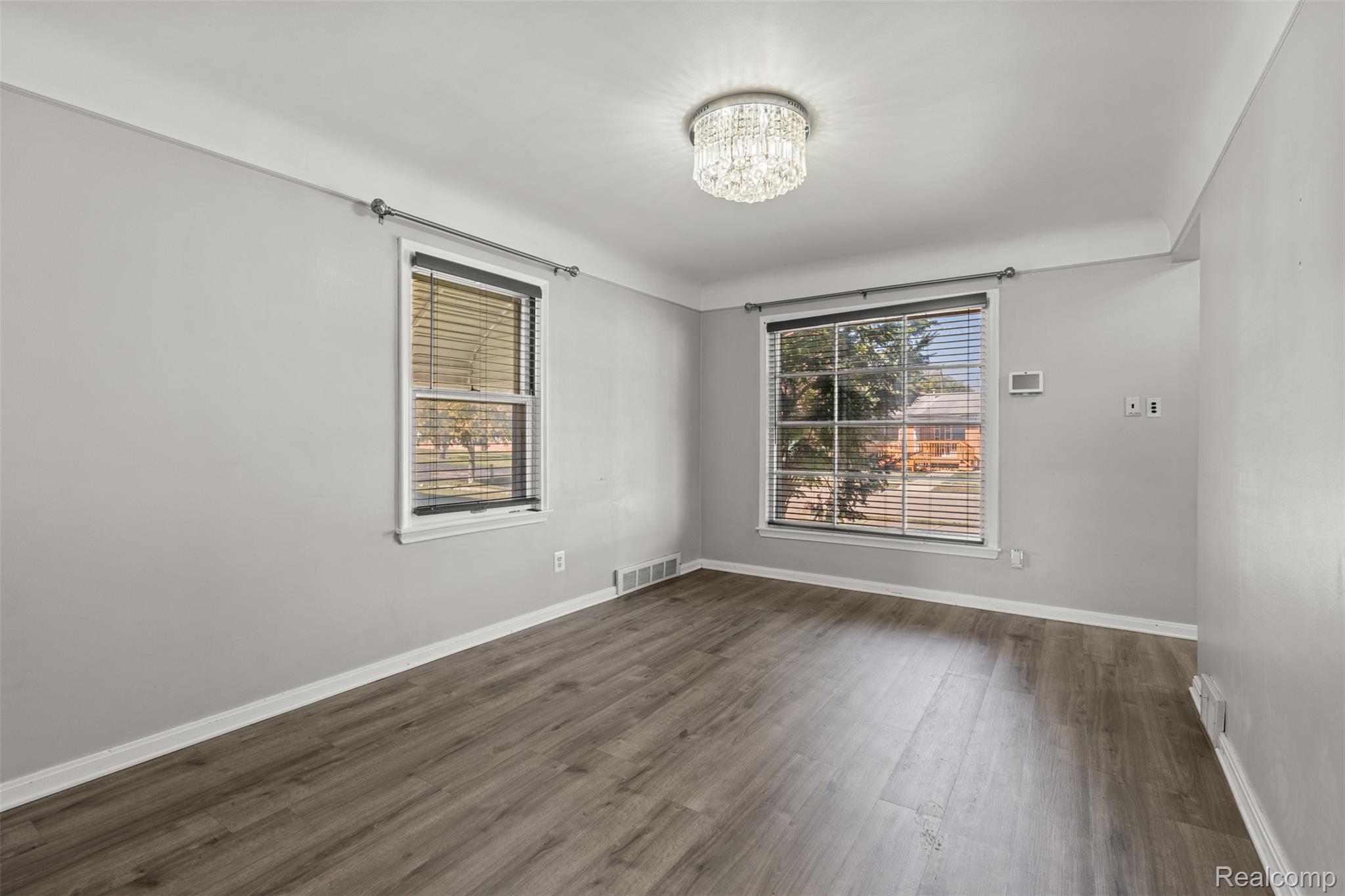 16106 Chesterfield Avenue