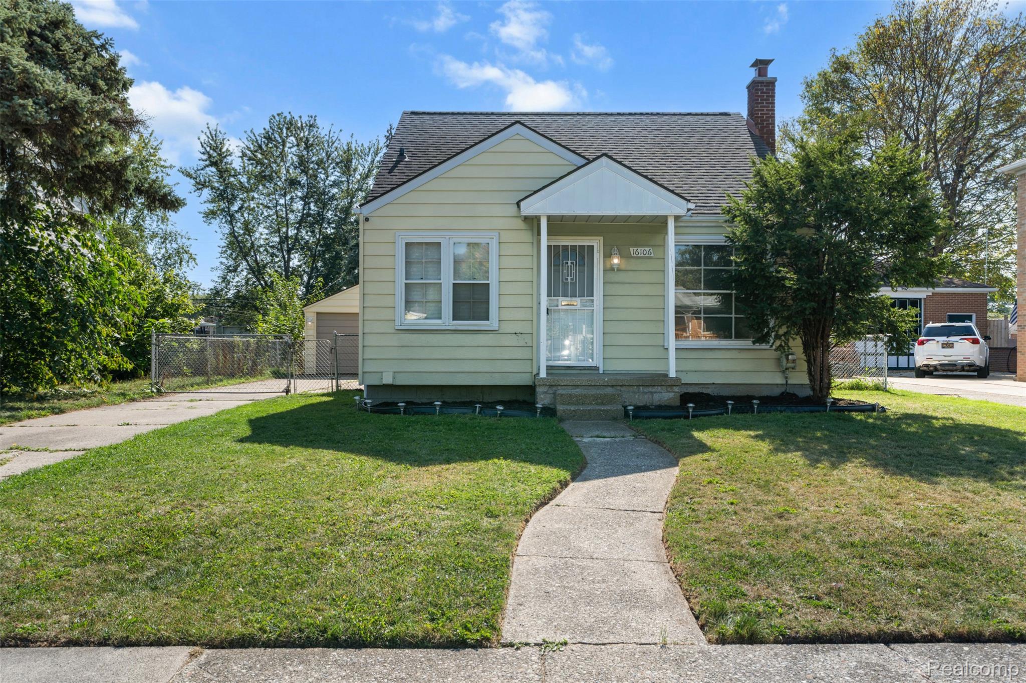 16106 Chesterfield Avenue