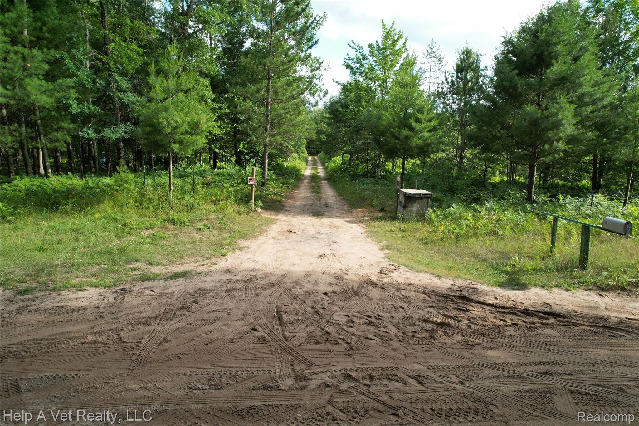 6651 W 6 Mile Road