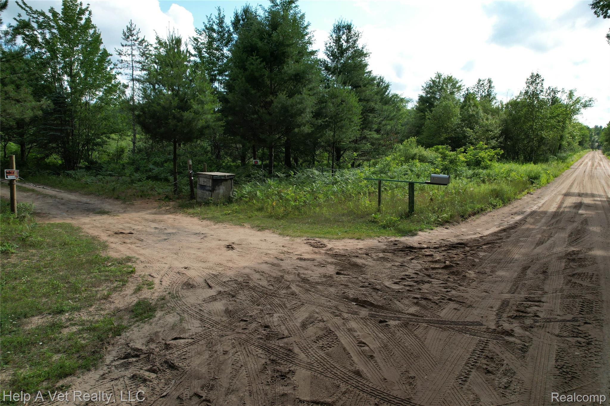 6651 W 6 Mile Road