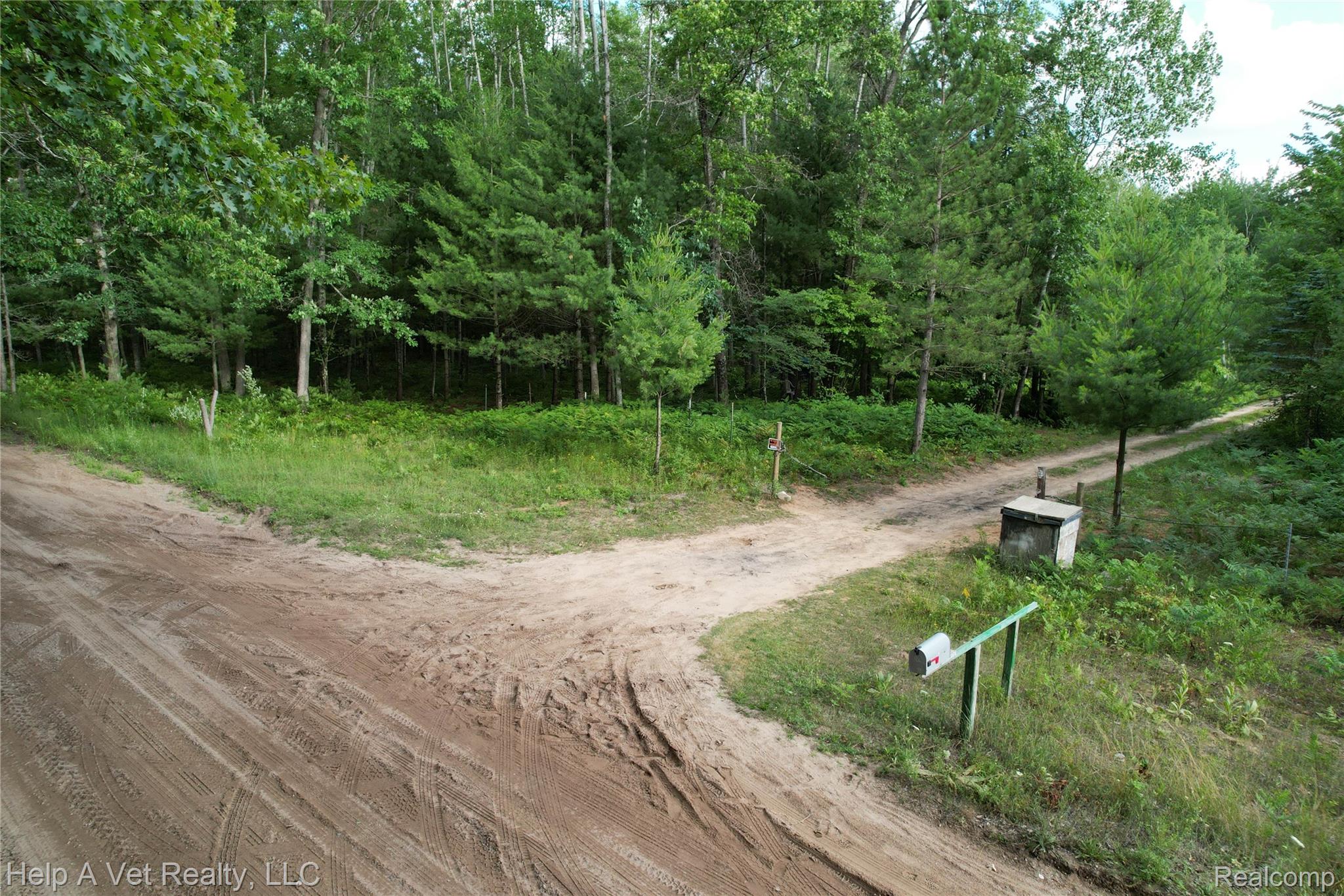 6651 W 6 Mile Road