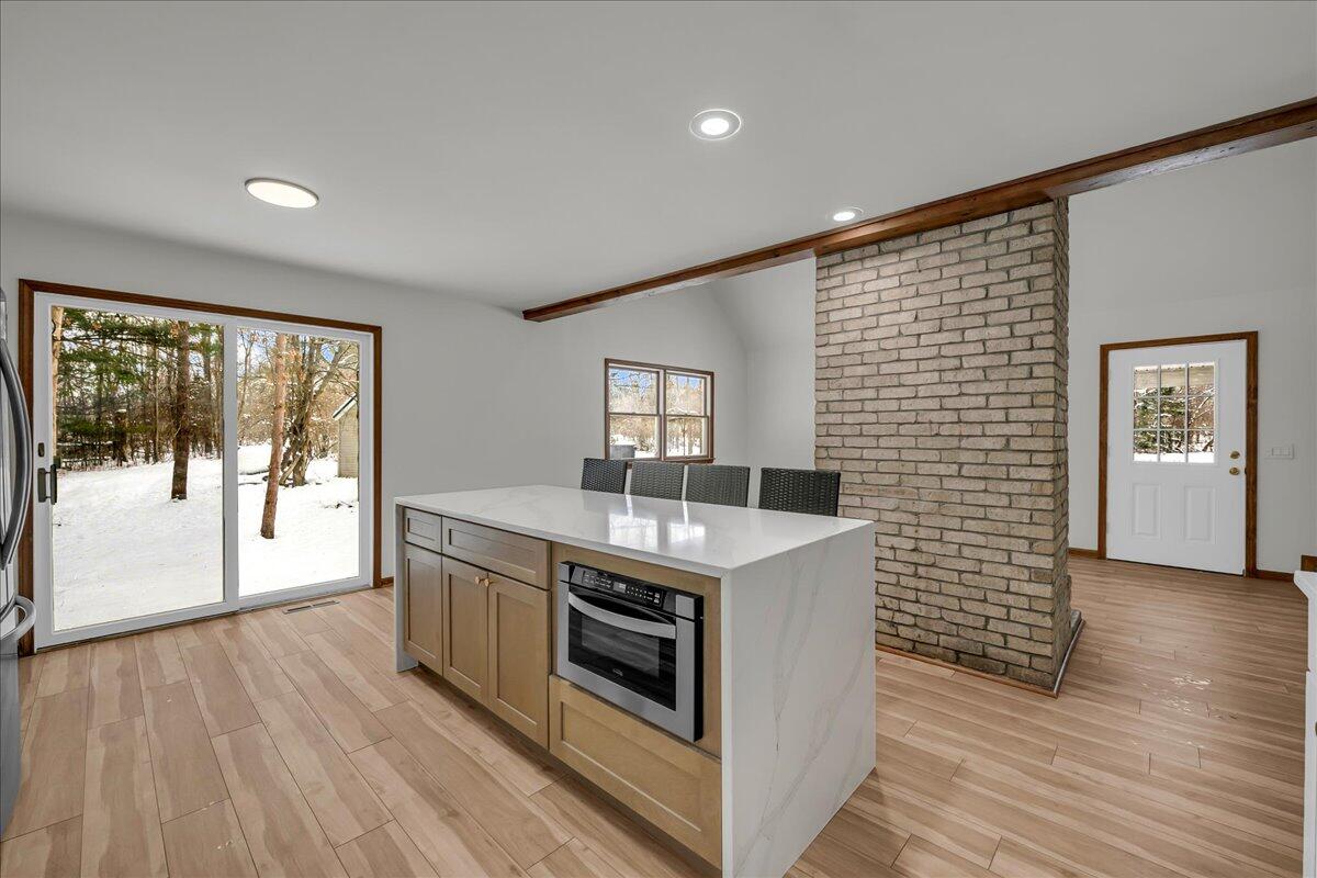 2979 Meadowdale Road Road