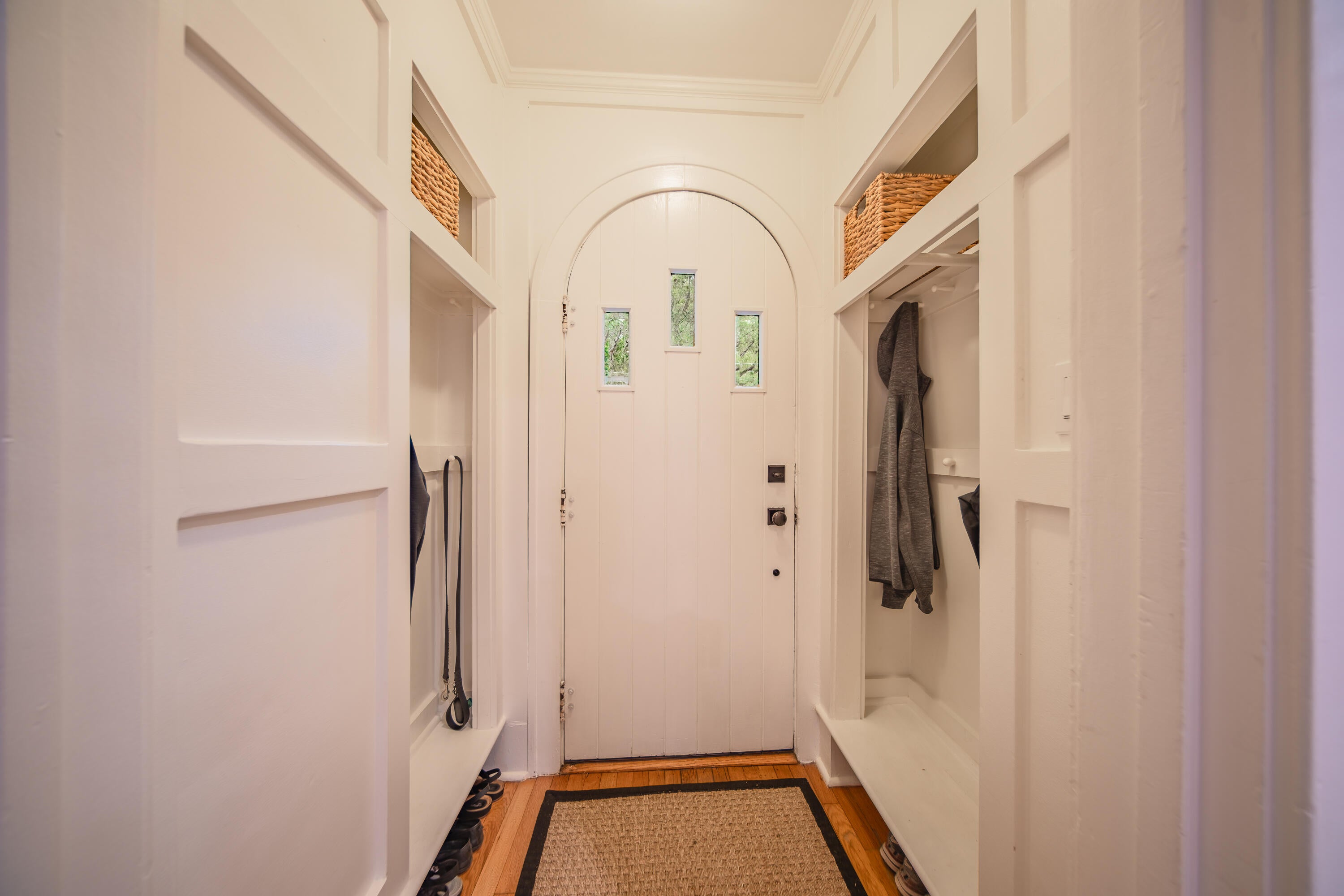 1121 Ferdon Road