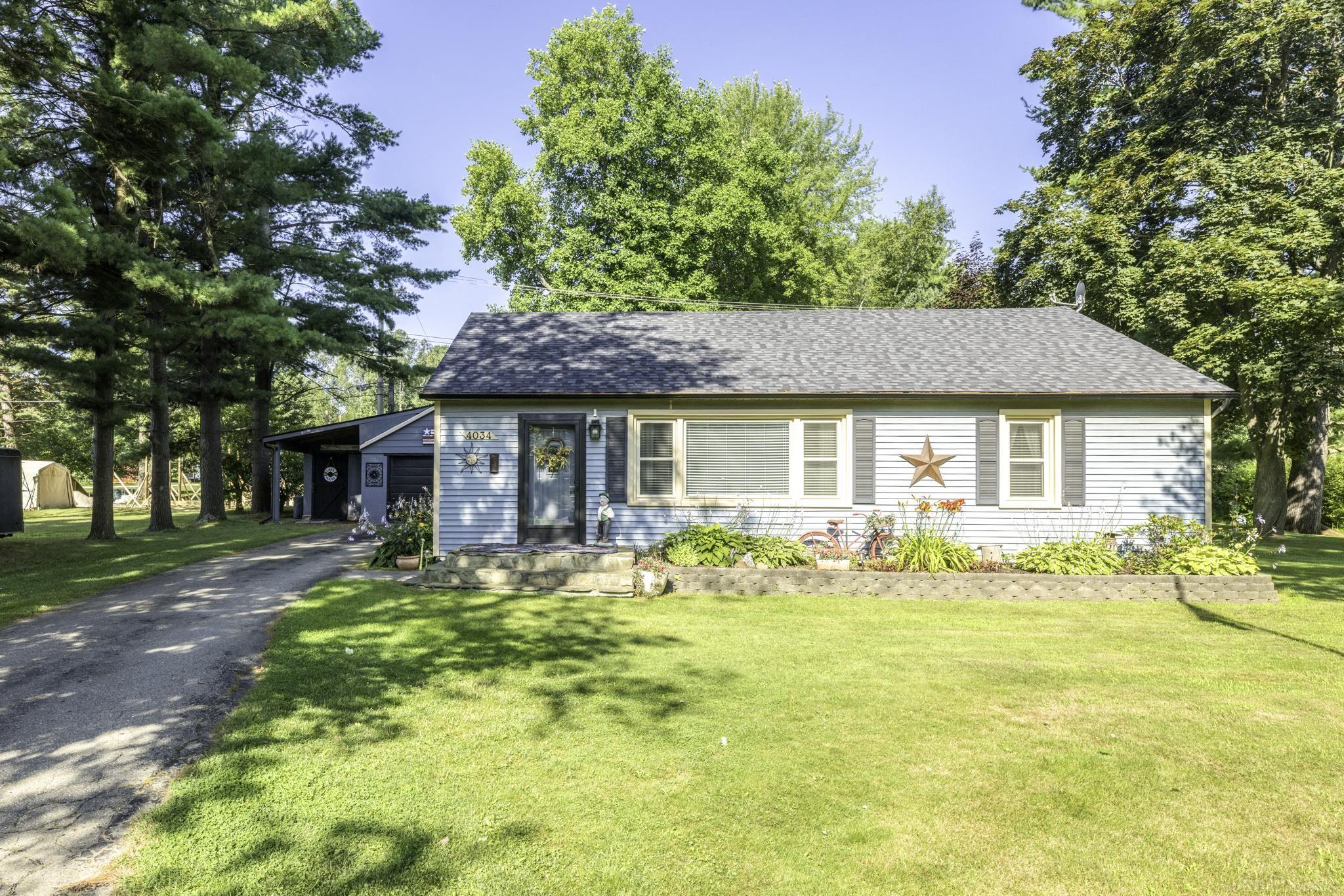 4034 Lakeshore Road