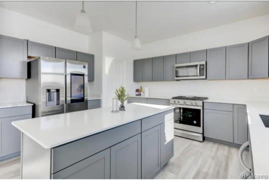 9480 White Tail Drive