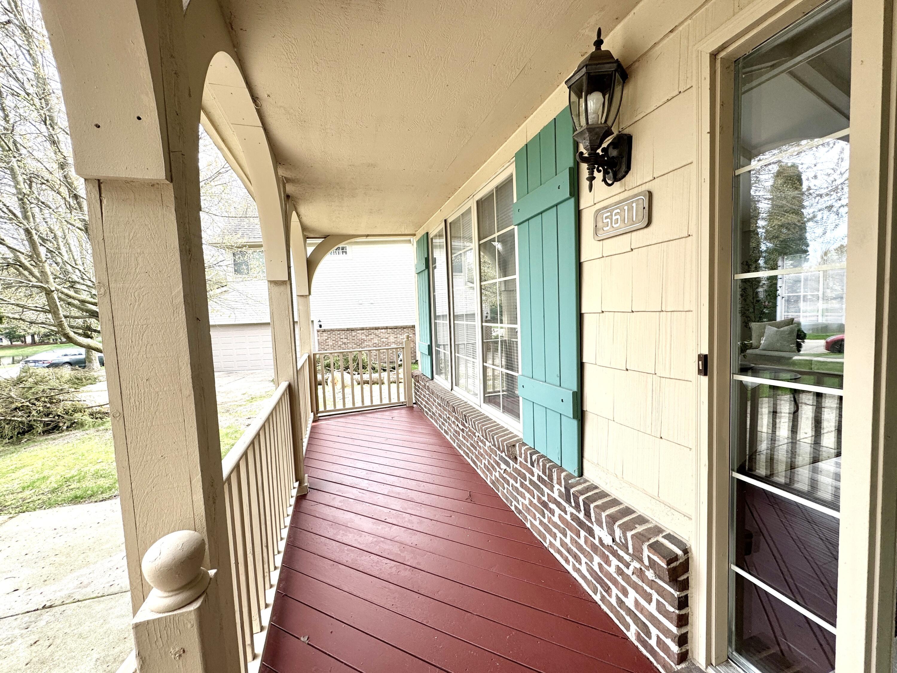 5611 Versailles Avenue