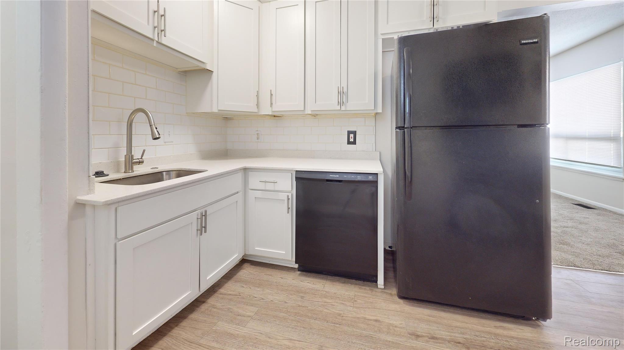 733 Livingston Avenue