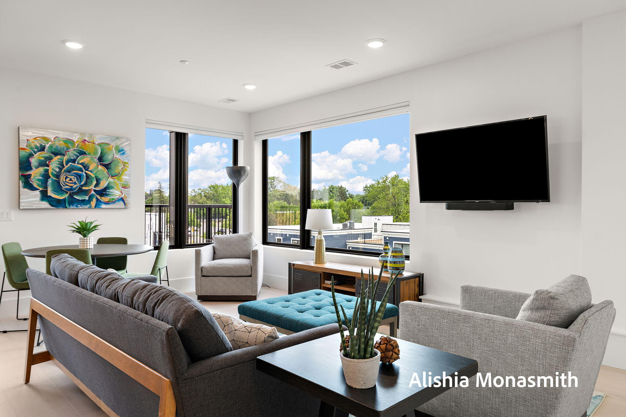 300 Washington Avenue 1