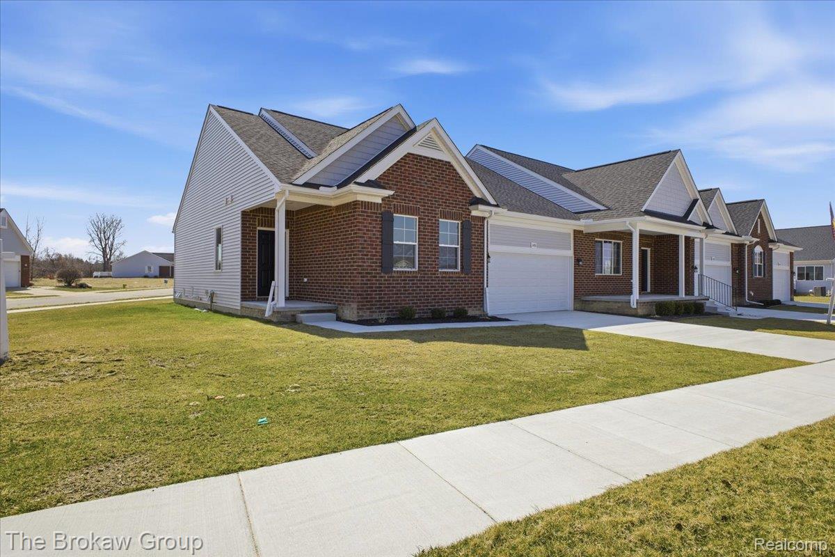 1435 Luxington Drive