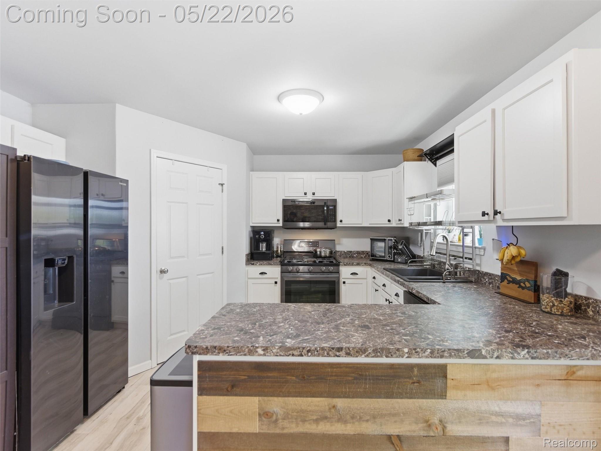 3145 Dahlia Drive