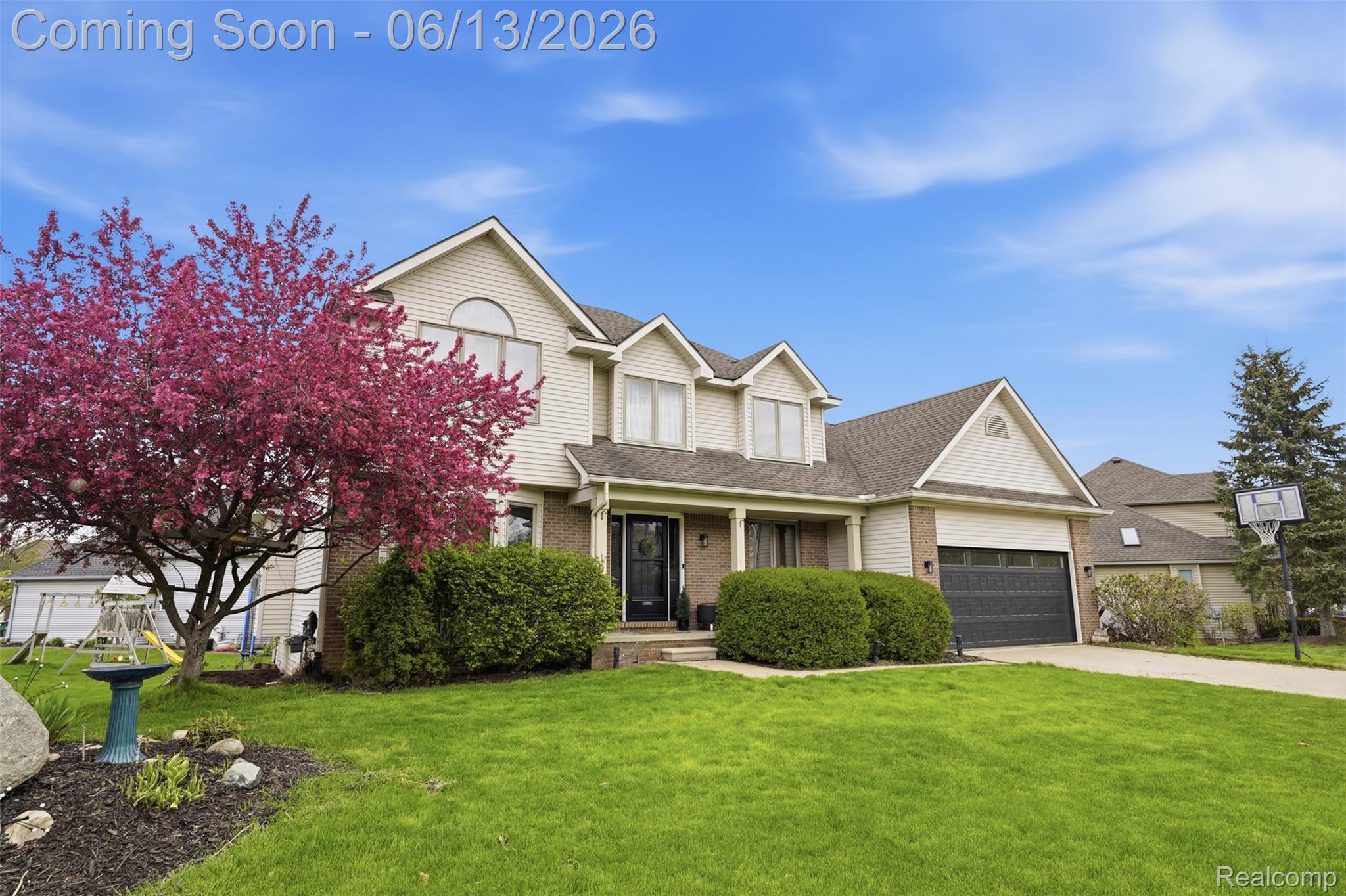 1044 Lincoln Drive