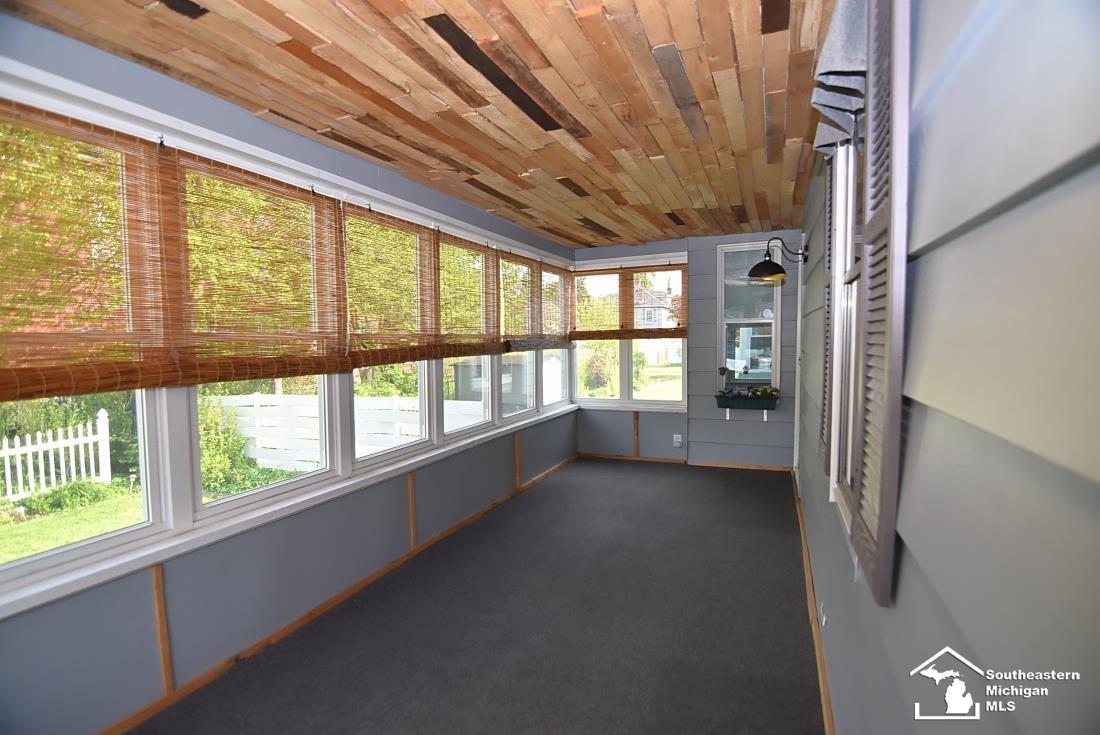 317 E 5th Street