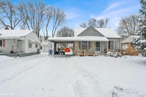 3985 Motorway Drive Waterford Charter Township MI 48328