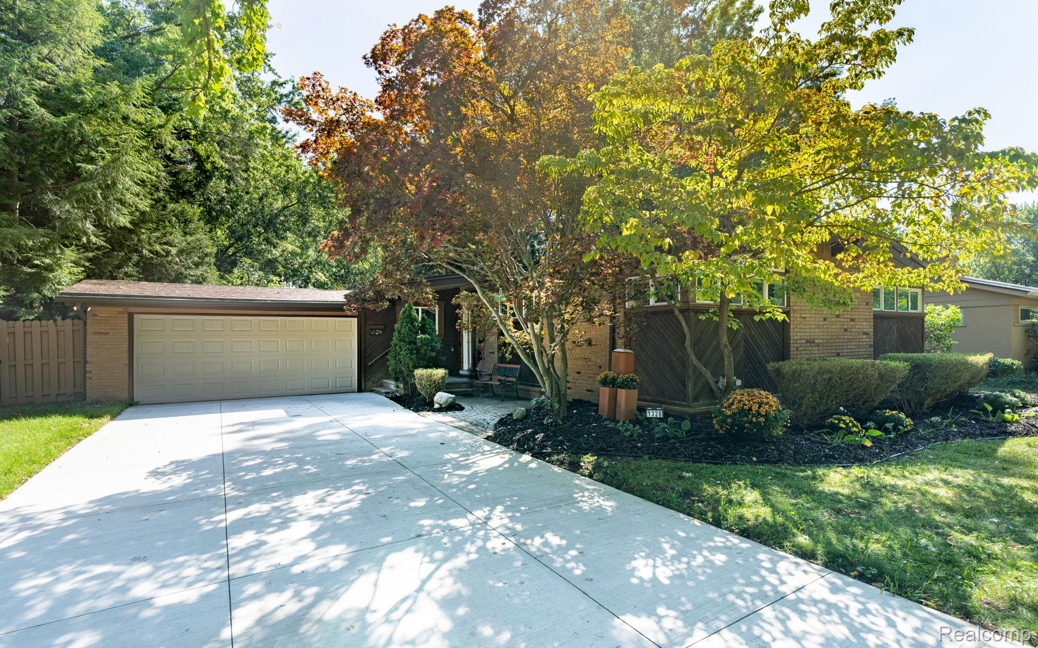 1328 Wrenwood Drive