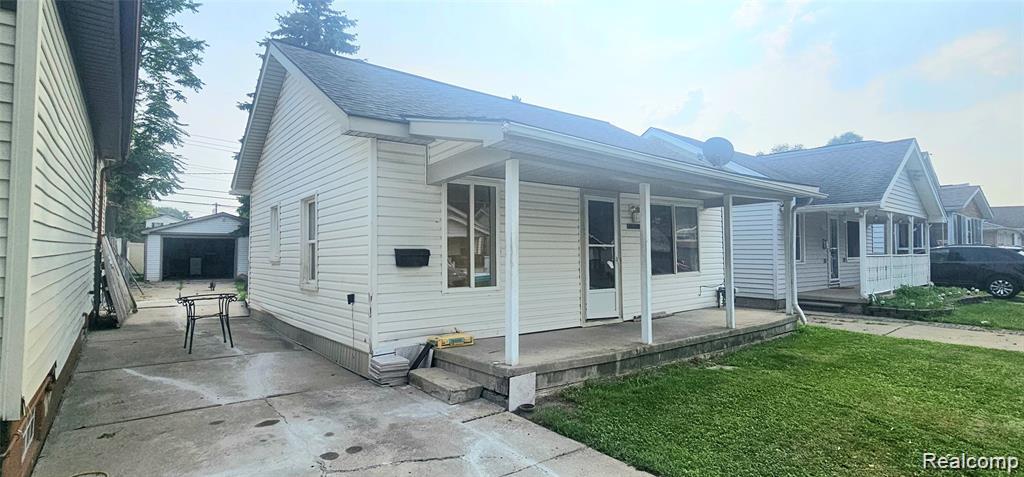 11108 Continental Avenue