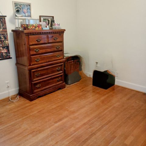 Southfield City Oakland, Michigan 48075, United States, 3 Bedrooms Bedrooms, ,2 BathroomsBathrooms,Residential,Pending,114604