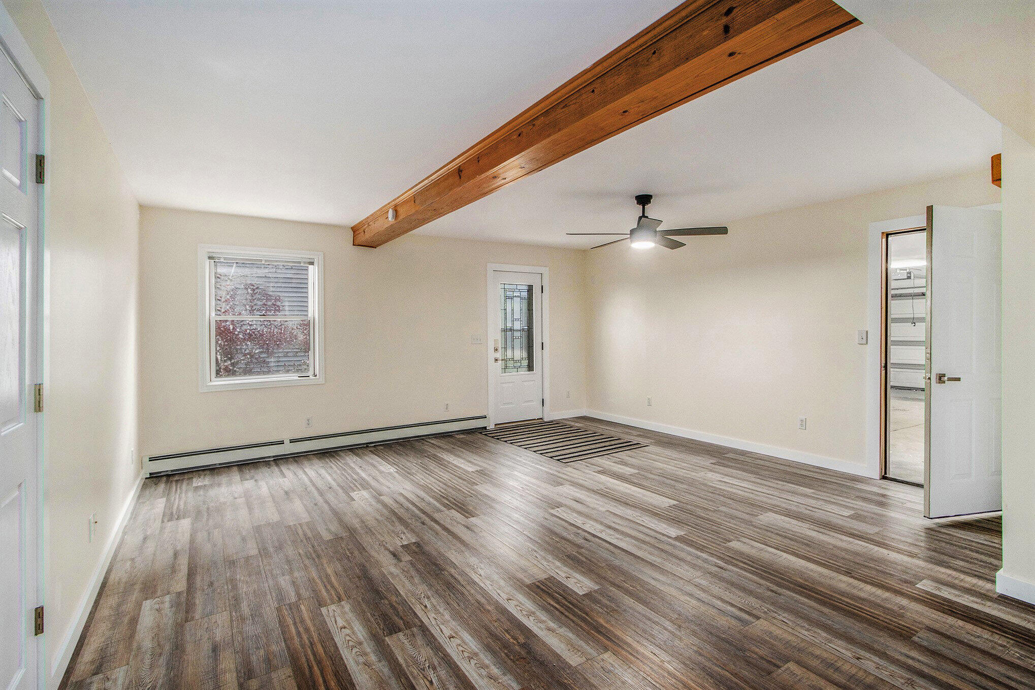 438 Edgewater Court