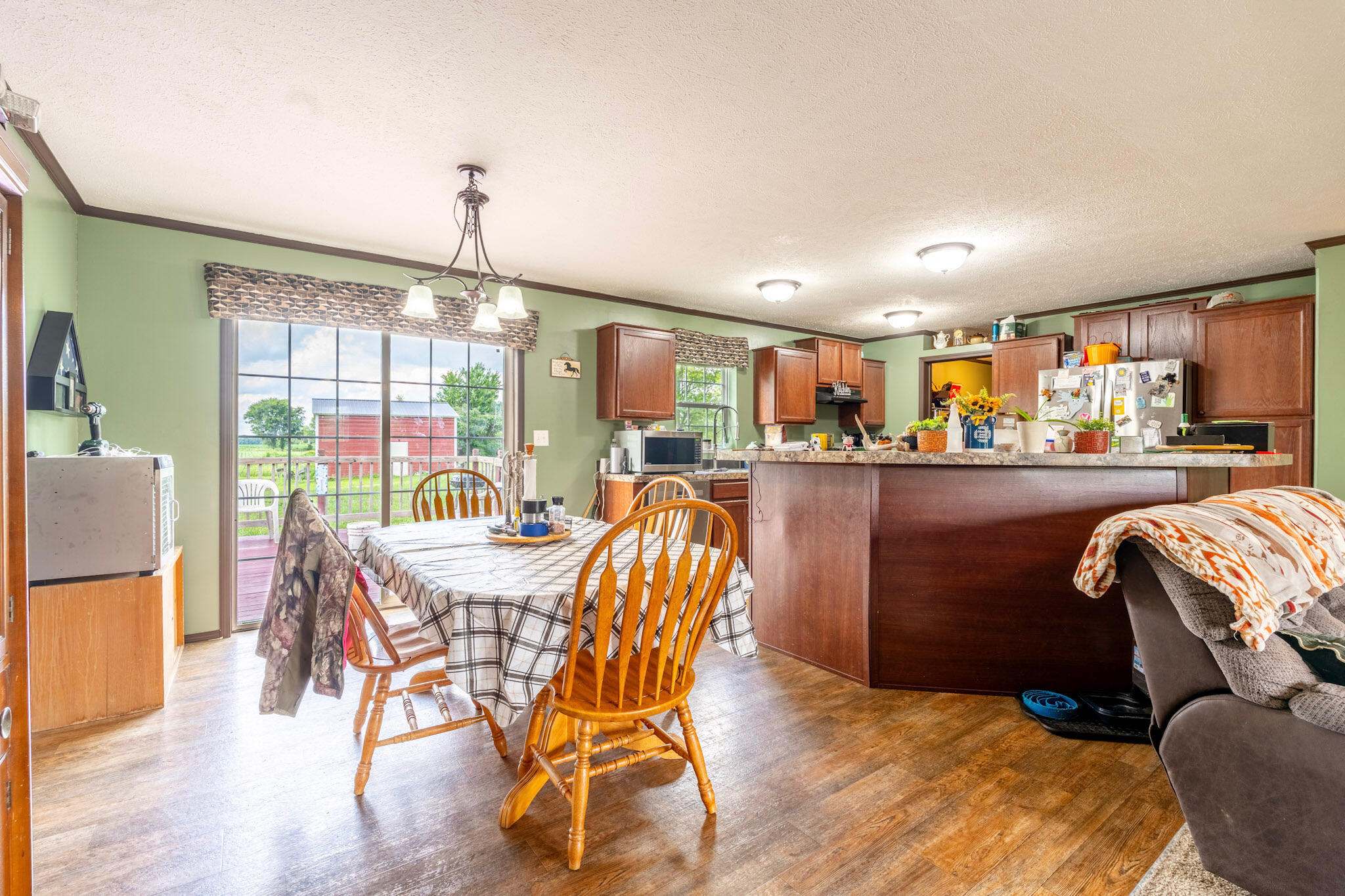 107 10 Mile Road