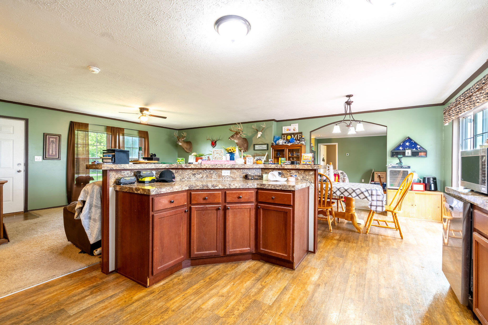107 10 Mile Road