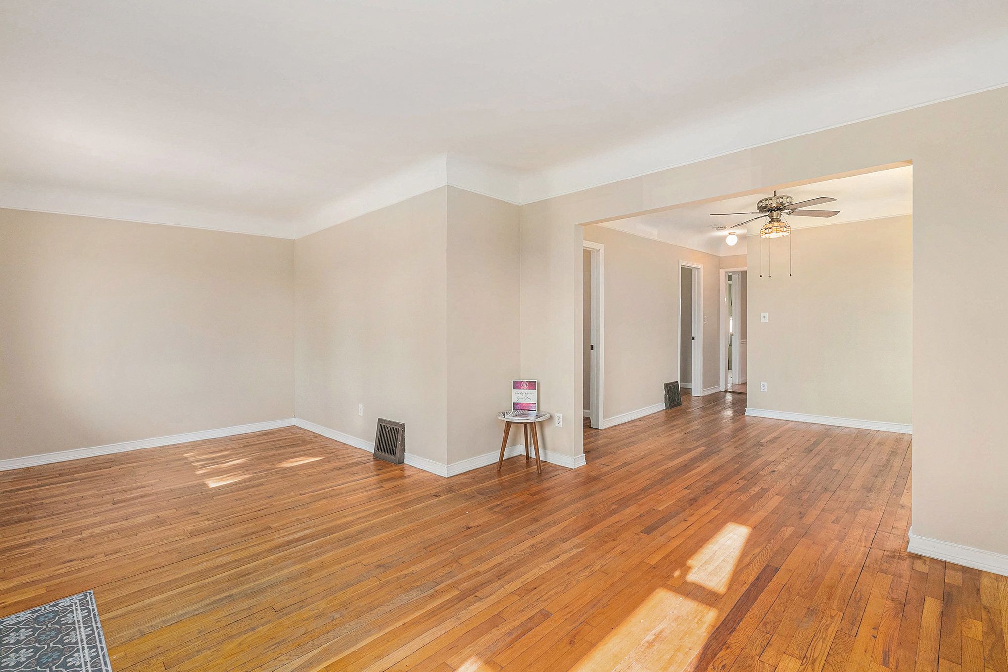 Hazel Park City Oakland, Michigan 48030, United States, 2 Bedrooms Bedrooms, ,1 BathroomBathrooms,Residential,Pending,114602