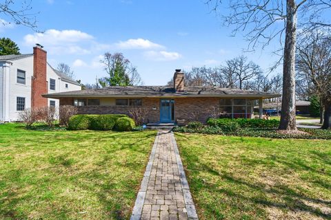 1064 Santa Cruz Drive SE East Grand Rapids City MI 49506