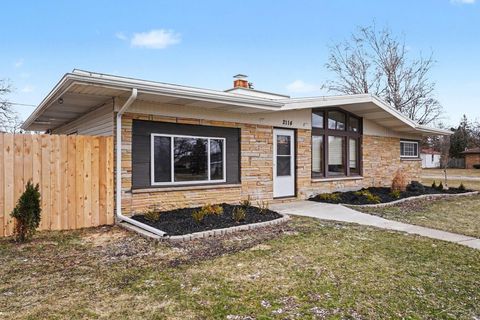 2114 Ethel Street Saginaw Charter Township MI 48603