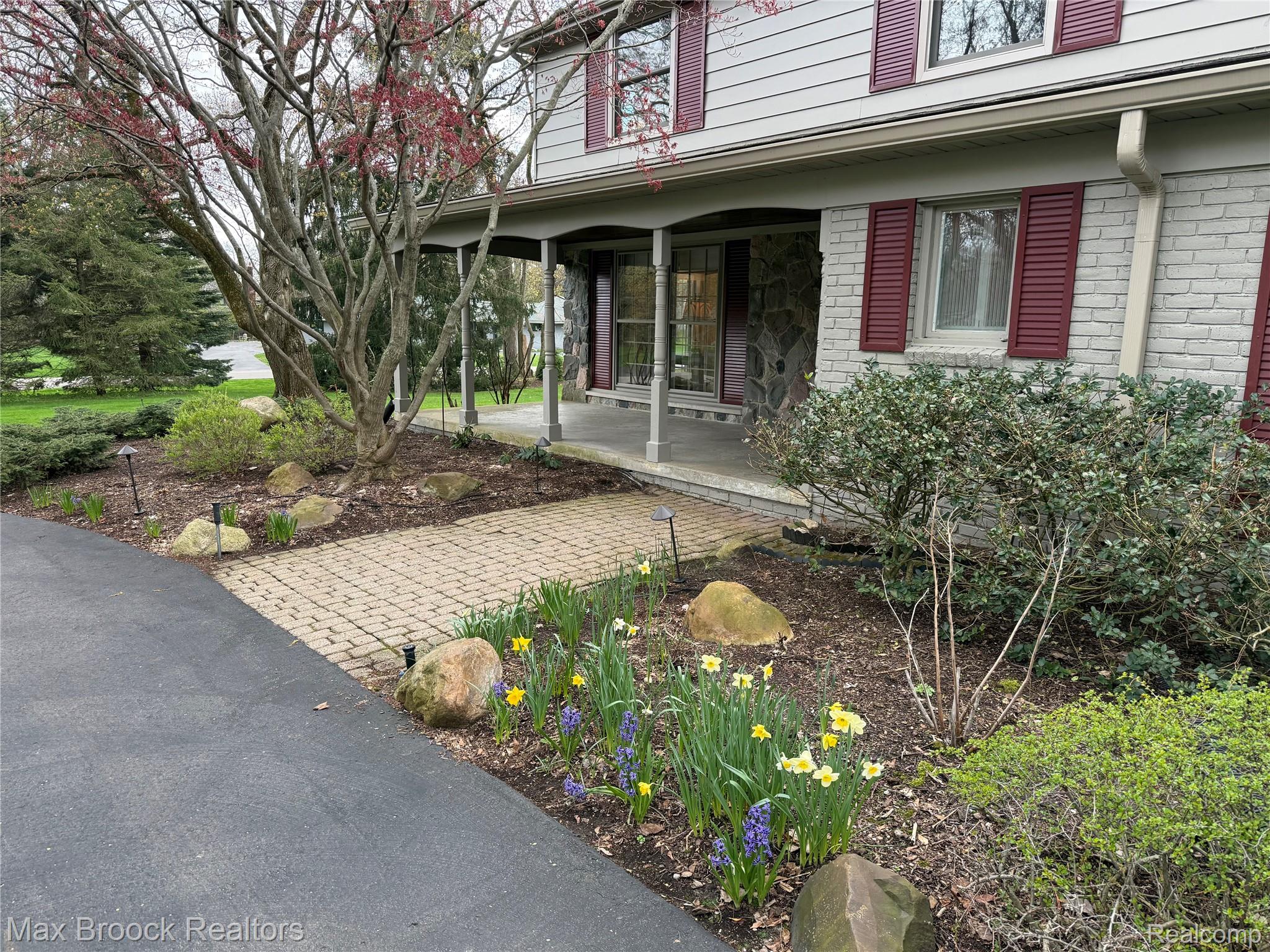 25933 Hersheyvale Drive