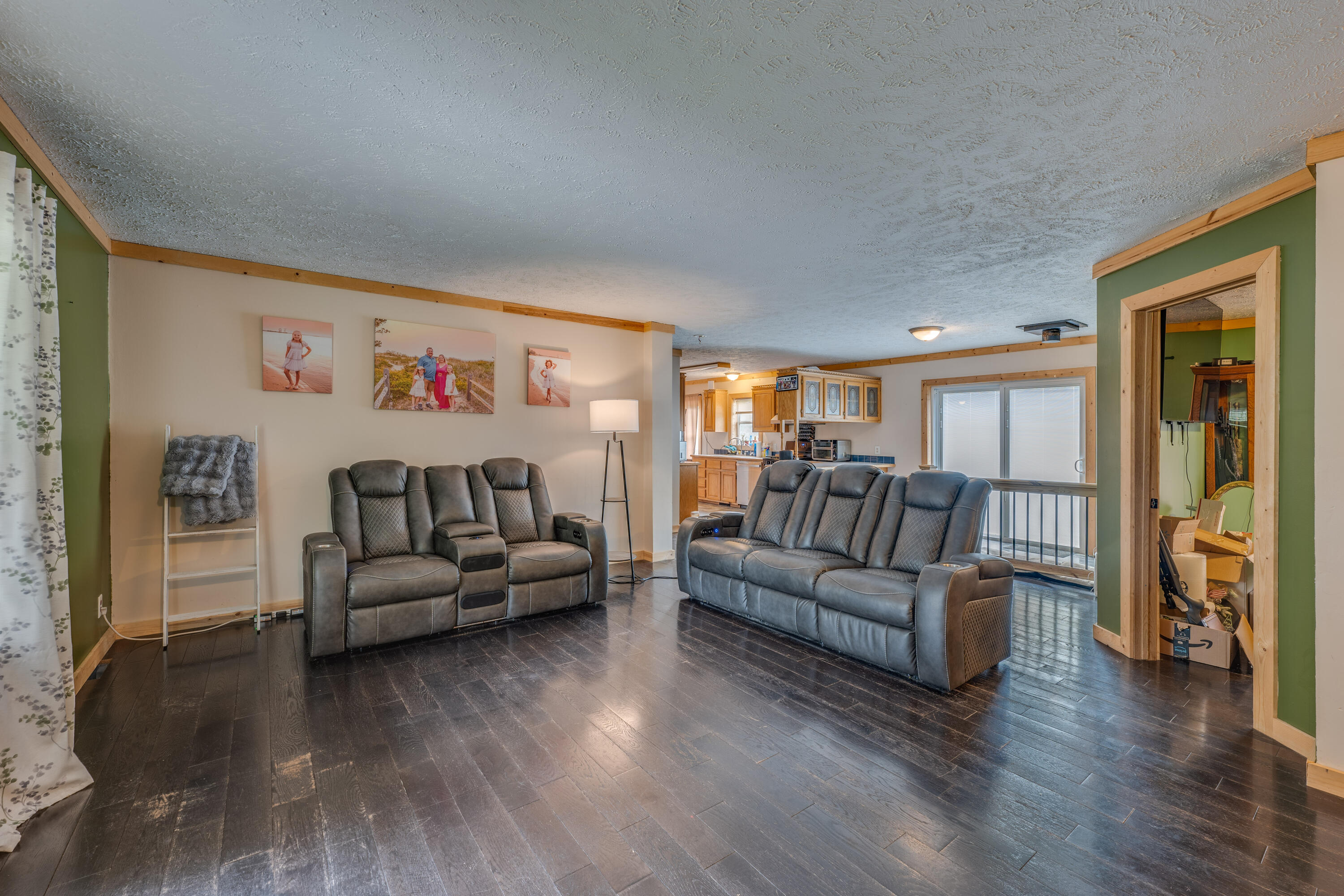3542 Elbow Lake Road