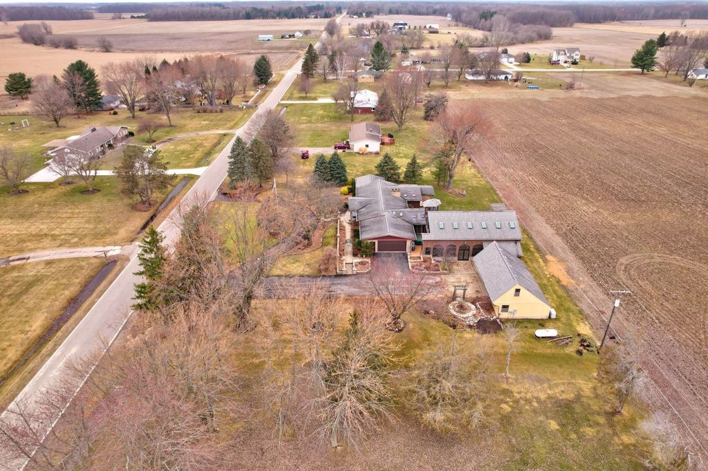 listing image 70
