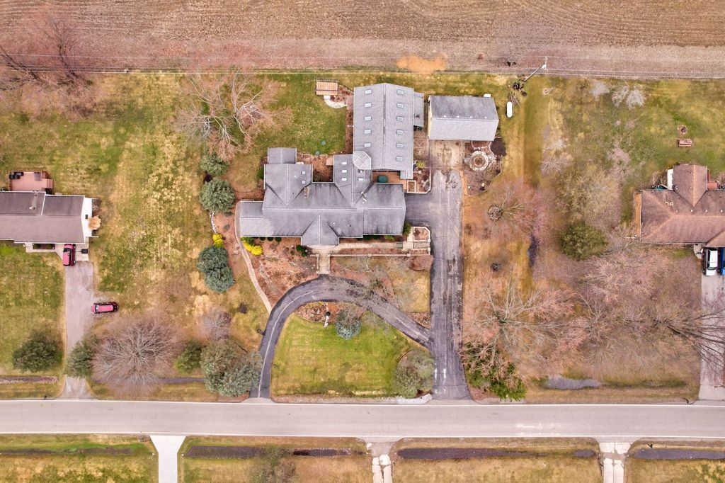 listing image 76