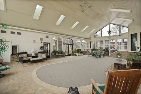 listing image 40