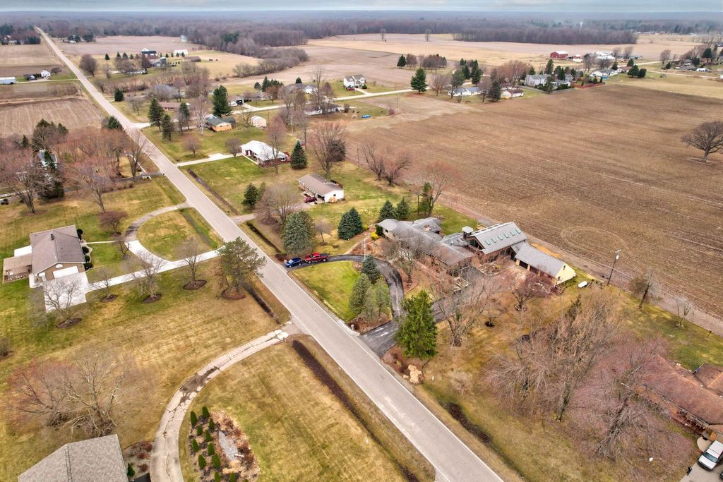 listing image 77