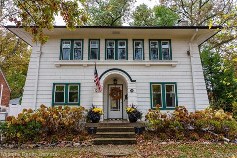 1027 W 11 Mile W Eleven Mile Royal Oak City MI 48067