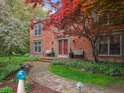 1533 PLEASANT Court Birmingham City Oakland MI 48009