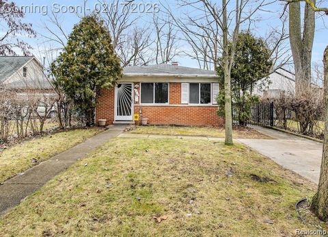 7518 Hazelton Street Dearborn Heights City MI 48127