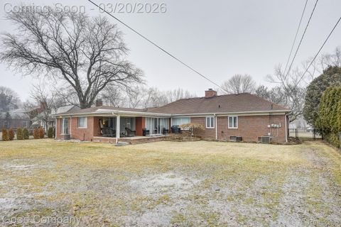 Tiny photo for 1557 Lochmoor Boulevard, Grosse Pointe City, MI 48236 (MLS # 20261014871)