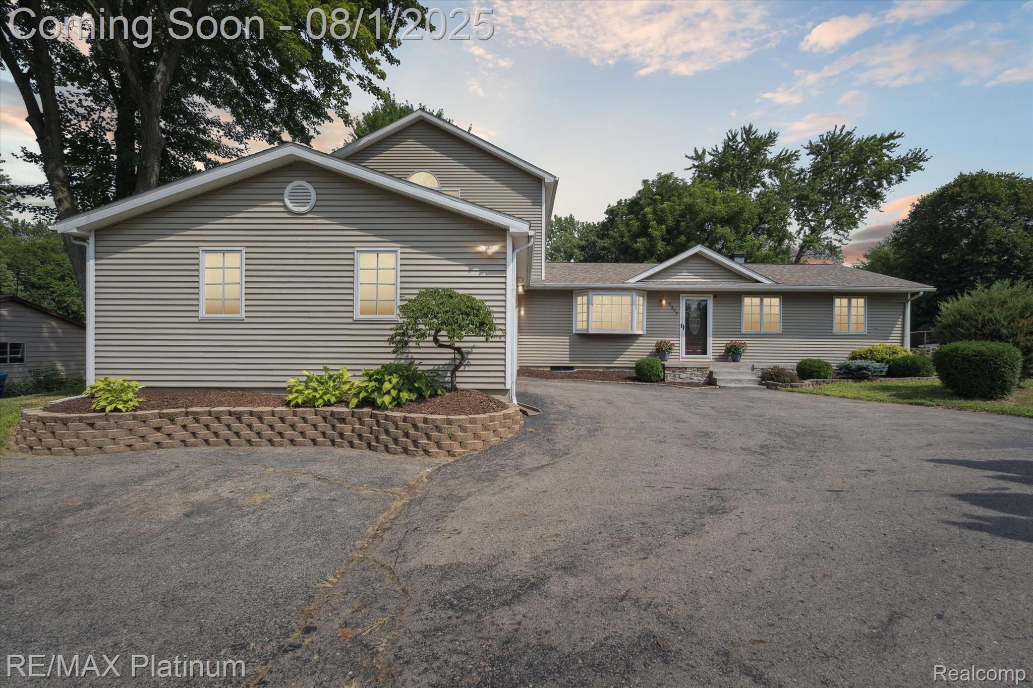 3302 Rolston Road