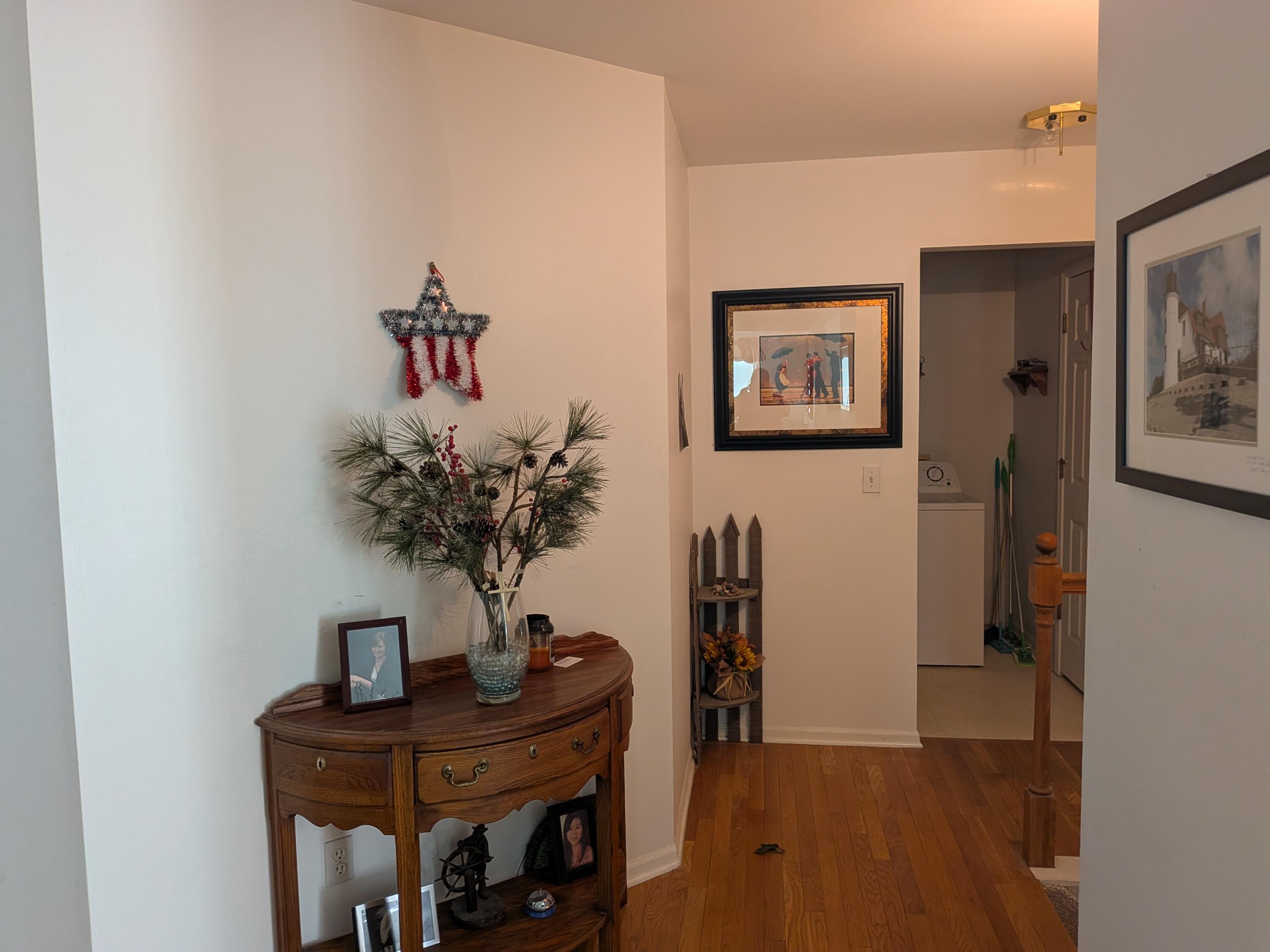 619 Hill Crest Court