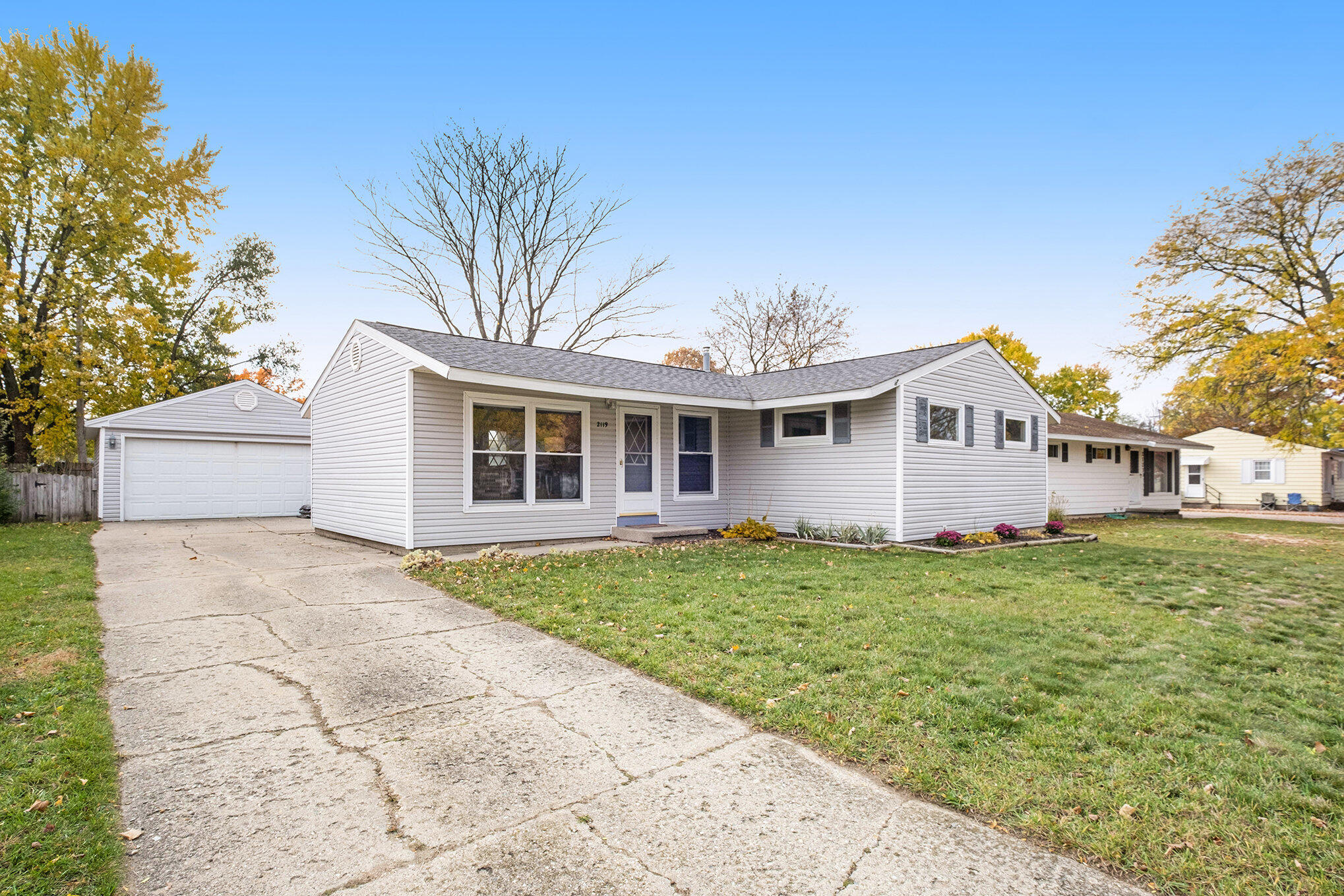 2119 Audley Drive NE